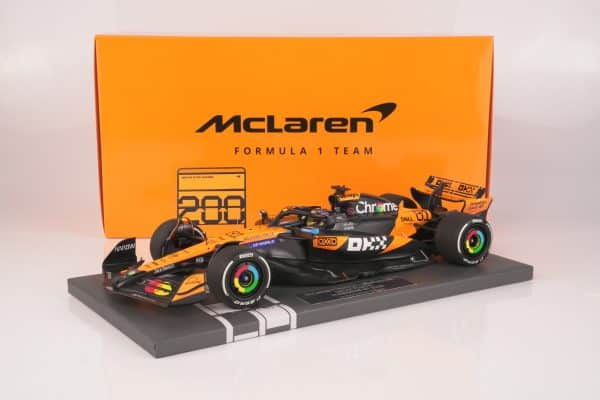 Minichamps 1:18 McLaren MCL39 No.81 Oscar Piastri 2nd Hungarian GP 2025 resin model with 200 pit board (537253181), with box, front