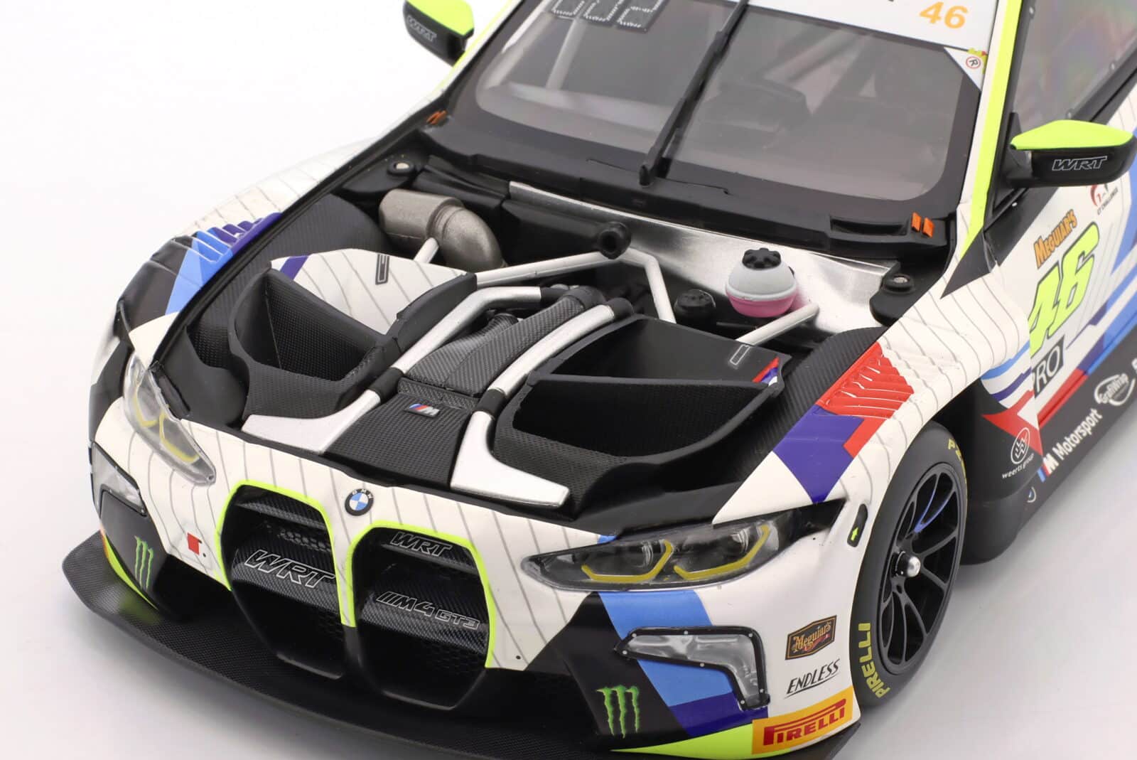 Minichamps 1:18 BMW M4 GT3 Team WRT 12h Bathurst 2025 Valentino