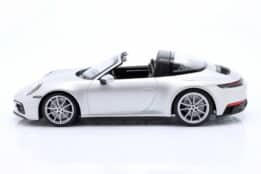 minichamps_1_18_porsche_911_992_targa_4_gts_year_2 4