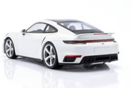 minichamps_1_18_porsche_911_992_turbo_s_year_2021_ 6