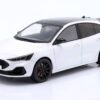 MCG - 1:18 Ford Focus ST Track Pack White 2022 (18453) 4 MCG - 1:18 Ford Focus ST Track Pack White 2022 (18453)