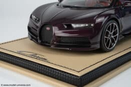 MR Collection 1:18 Bugatti Chiron Sky View Red Carbon / Black - Limited Edition Resin Model