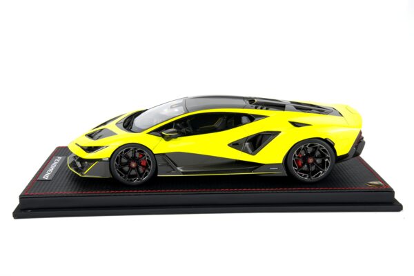 MR Collection - 1:18 Lamborghini Fenomeno Giallo Stile Yellow - Resin Model 15 MR Collection 1:18 Lamborghini Fenomeno Giallo Stile yellow resin model car side profile view (LAMBO064A)