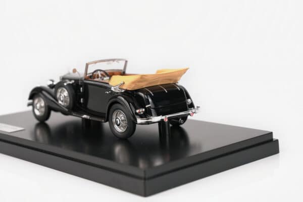 Matrix 1:43 Mercedes-Benz 500K Cabriolet C Black 1935 (MX41302-311) Limited Edition Resin Model 11 Matrix 1:43 Mercedes-Benz 500K Cabriolet C Black 1935 (MX41302-311) resin model, rear three-quarter