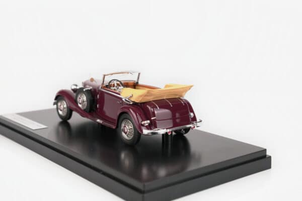 Matrix 1:43 Mercedes-Benz 500K Cabriolet C Maroon 1935 (MX41302-312) Limited Edition Resin Model 11 Matrix 1:43 Mercedes-Benz 500K Cabriolet C Maroon 1935 (MX41302-312) resin model, rear three-quarter