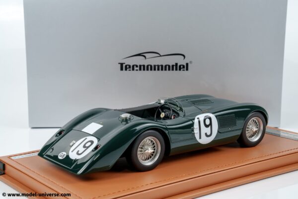 Tecnomodel - 1:18 Jaguar C-Type Long Tail No.19 24h Le Mans 1952 Peter Whitehead, Ian Stewart - Limited Edition Resin Model with Display Case 10 Tecnomodel - 1:18 Jaguar C-Type Long Tail No.19 24h Le Mans 1952 Peter Whitehead, Ian Stewart - Limited Edition Resin Model with Display Case