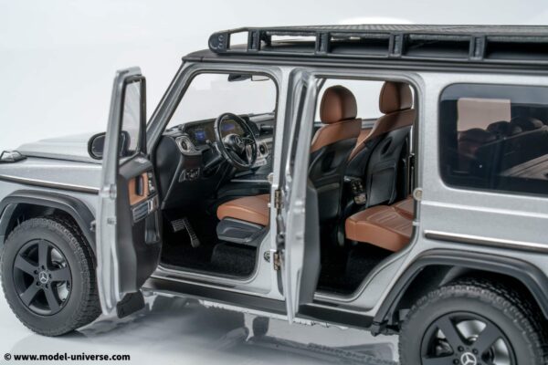 Norev - 1:18 Mercedes-Benz G500 2024 Iridium Silver - Diecast Model 19 Norev - 1:18 Mercedes-Benz G500 2024 Iridium Silver - Diecast Model