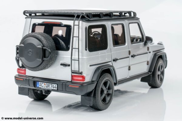 Norev - 1:18 Mercedes-Benz G500 2024 Iridium Silver - Diecast Model 16 Norev - 1:18 Mercedes-Benz G500 2024 Iridium Silver - Diecast Model