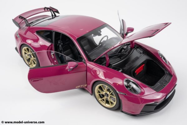 Norev - 1:18 Porsche 911 (992) GT3 Ruby Star Neo 2021 - Diecast Model 17 Norev - 1:18 Porsche 911 (992) GT3 Ruby Star Neo 2021 - Diecast Model