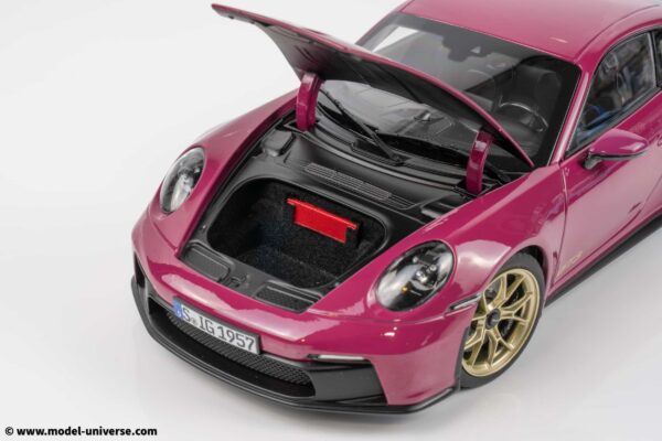 Norev - 1:18 Porsche 911 (992) GT3 Ruby Star Neo 2021 - Diecast Model 20 Norev - 1:18 Porsche 911 (992) GT3 Ruby Star Neo 2021 - Diecast Model