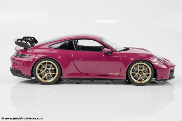 Norev - 1:18 Porsche 911 (992) GT3 Ruby Star Neo 2021 - Diecast Model 23 Norev - 1:18 Porsche 911 (992) GT3 Ruby Star Neo 2021 - Diecast Model