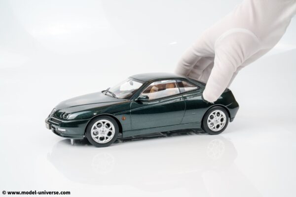 Norev - 1:18 Alfa Romeo GTV Coupe Coventry Green 2001 - Diecast Model 9 norev 187842 coventry green alfa romeo gtv 3