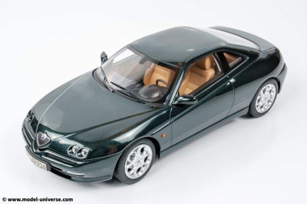 Norev - 1:18 Alfa Romeo GTV Coupe Coventry Green 2001 - Diecast Model 12 norev 187842 coventry green alfa romeo gtv 6