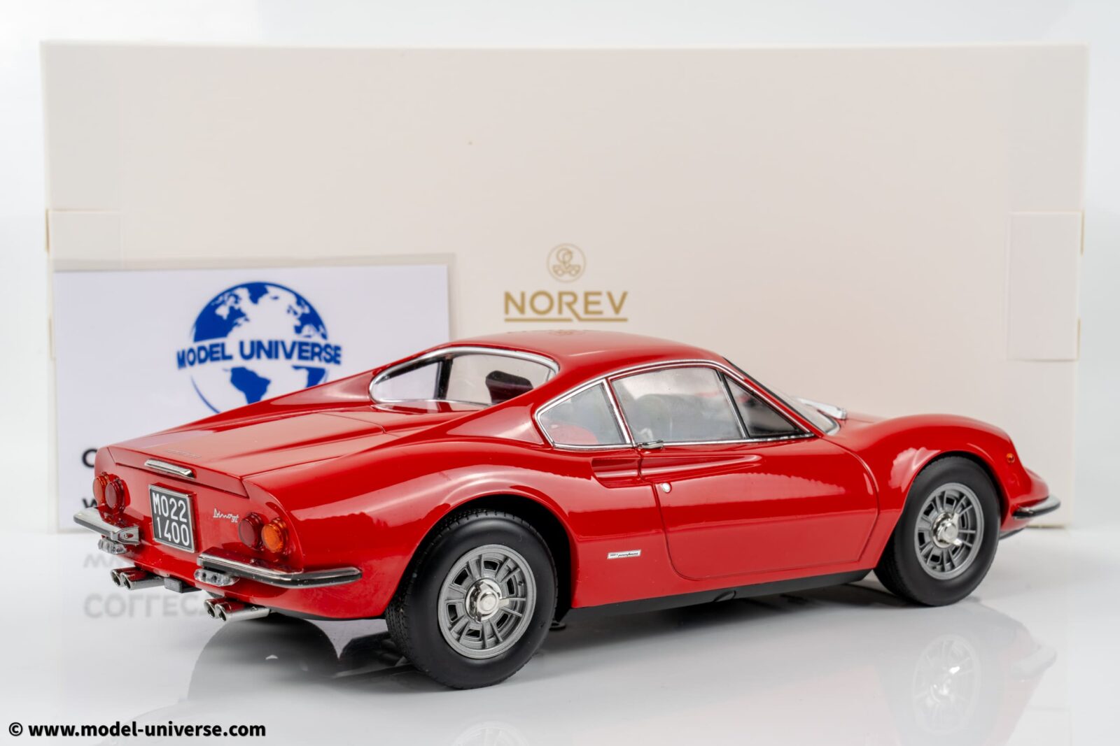 Norev - 1:18 Ferrari Dino 246 GT Red 1968 - Diecast Model