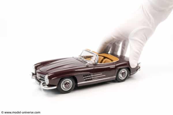 Norev - 1:18 Mercedes-Benz 300 SL Roadster 1957 Dark Red - Diecast Model