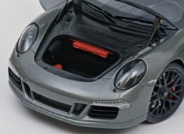 Schuco 1/18 Porsche 911 GTS Coupe Grey Diecast Model 450039600