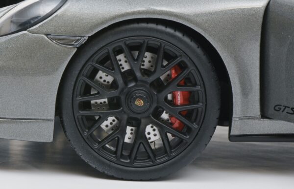 Schuco 1/18 Porsche 911 GTS Coupe Grey Diecast Model 450039600