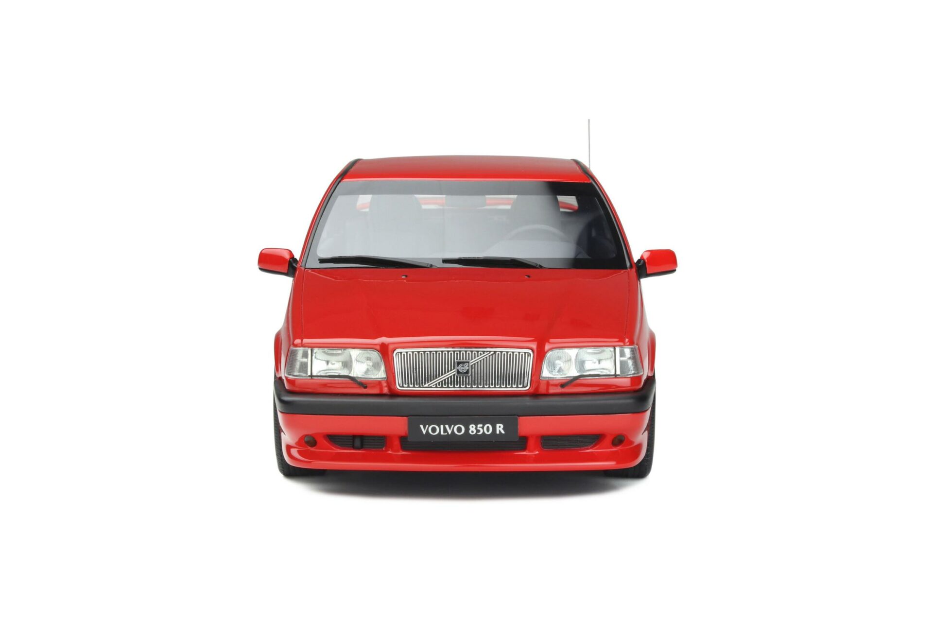 Otto Mobile - 1:18 Volvo 850 R Sedan Red (1996)