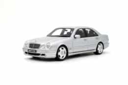 Otto Mobile - 1:18 Mercedes-Benz E55 AMG W210 Brilliant Silver 2001 - 1:18 Scale Limited Edition Resin Model
