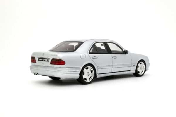 Otto Mobile - 1:18 Mercedes-Benz E55 AMG W210 Brilliant Silver 2001 - 1:18 Scale Limited Edition Resin Model