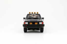 Toyota Hilux SR5 Glossy Black 202 1985 - 1:18 Scale Limited Edition Resin Model by Otto Mobile