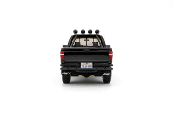 Toyota Hilux SR5 Glossy Black 202 1985 - 1:18 Scale Limited Edition Resin Model by Otto Mobile