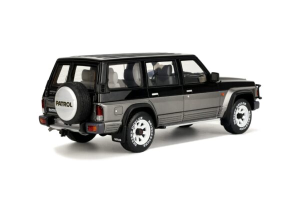 otto mobile - 1:18 nissan patrol gr y60 grey 1992