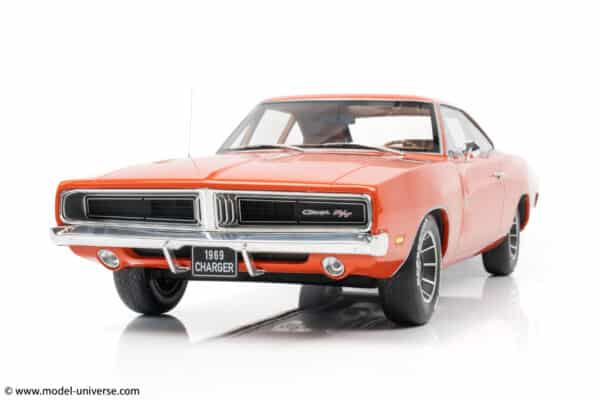Otto Mobile - 1:12 Dodge Charger Hemi Orange 1969 - Limited Edition Resin Model
