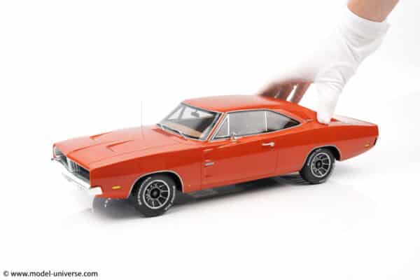Otto Mobile - 1:12 Dodge Charger Hemi Orange 1969 - Limited Edition Resin Model