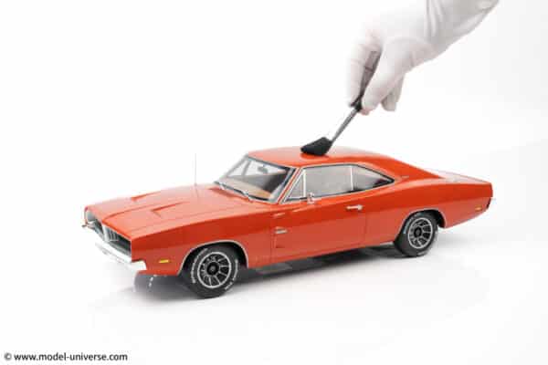 Otto Mobile - 1:12 Dodge Charger Hemi Orange 1969 - Limited Edition Resin Model