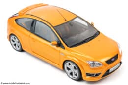 Otto Mobile - 1:18 Ford Focus Mk.2 ST 2.5 Electric Orange 2006 UK RHD Special - Limited Edition Resin Model