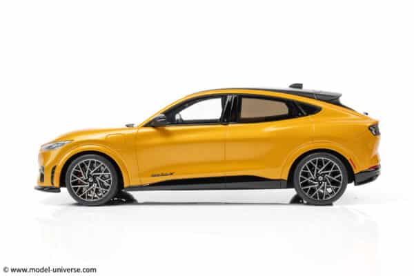 Otto Mobile 1:18 Ford Mustang Mach-E GT Performance Cyber Orange 2021 (OT983)