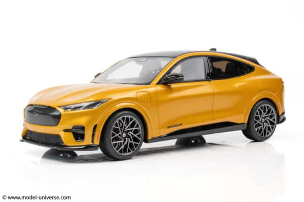 Otto Mobile 1:18 Ford Mustang Mach-E GT Performance Cyber Orange 2021 (OT983)