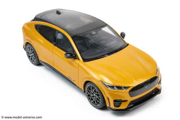 Otto Mobile 1:18 Ford Mustang Mach-E GT Performance Cyber Orange 2021 (OT983)