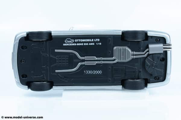 Otto Mobile - 1:18 Mercedes-Benz E55 AMG W210 Brilliant Silver 2001 - Limited Edition Resin Model