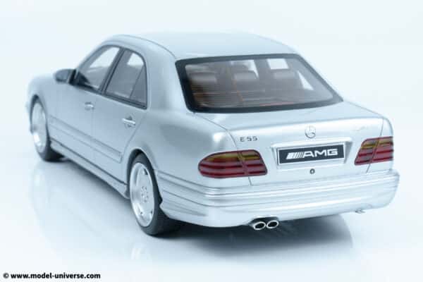 Otto Mobile - 1:18 Mercedes-Benz E55 AMG W210 Brilliant Silver 2001 - Limited Edition Resin Model