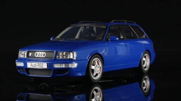 Otto Mobile 1:12 Audi Avant RS2 Blue 1994 (G075)