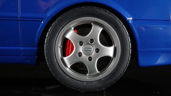 Otto Mobile 1:12 Audi Avant RS2 Blue 1994 (G075)