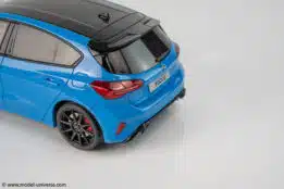 1:18 Ford Focus ST Edition Azure Blue 2022 - Limited Edition Resin Model by Otto Mobile