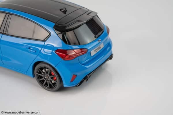 1:18 Ford Focus ST Edition Azure Blue 2022 - Limited Edition Resin Model by Otto Mobile