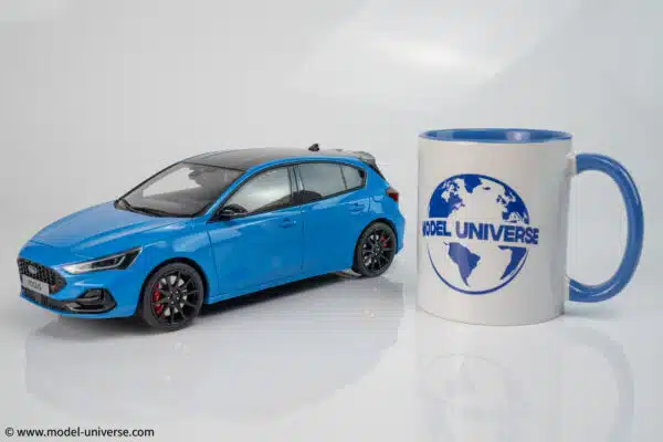 1:18 Ford Focus ST Edition Azure Blue 2022 - Limited Edition Resin Model by Otto Mobile