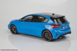 1:18 Ford Focus ST Edition Azure Blue 2022 - Limited Edition Resin Model by Otto Mobile