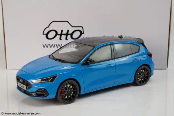 1:18 Ford Focus ST Edition Azure Blue 2022 - Limited Edition Resin Model by Otto Mobile