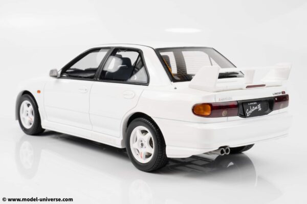 Otto Mobile - 1:18 Mitsubishi Lancer Evo III Scotia White 1995 - Limited Edition Resin Model 14 Otto Mobile - 1:18 Mitsubishi Lancer Evo III Scotia White 1995 - Limited Edition Resin Model