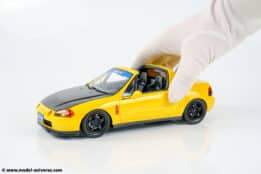 Otto Mobile - 1:18 Honda Civic Del Sol Phoenix Yellow 1996 - Limited Edition Resin Model