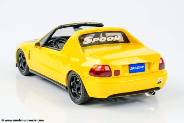 Otto Mobile - 1:18 Honda Civic Del Sol Phoenix Yellow 1996 - Limited Edition Resin Model 12 Otto Mobile - 1:18 Honda Civic Del Sol Phoenix Yellow 1996 - Limited Edition Resin Model