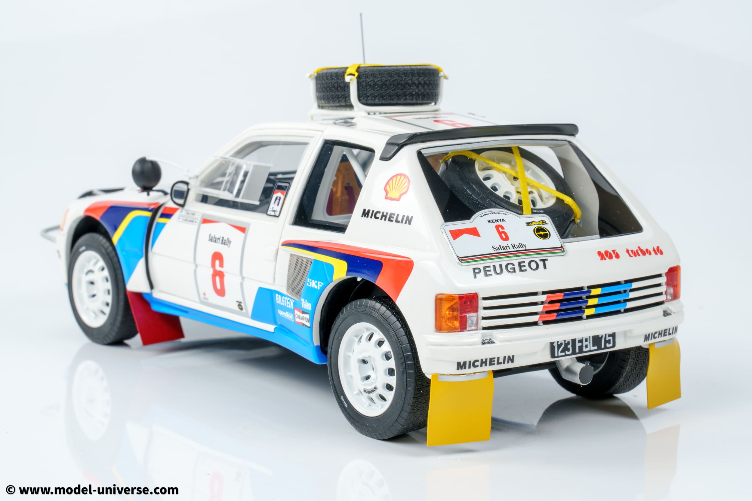 Otto Mobile 1:18 Peugeot 205 T16 No.6 Timo Salonen Safari Rally