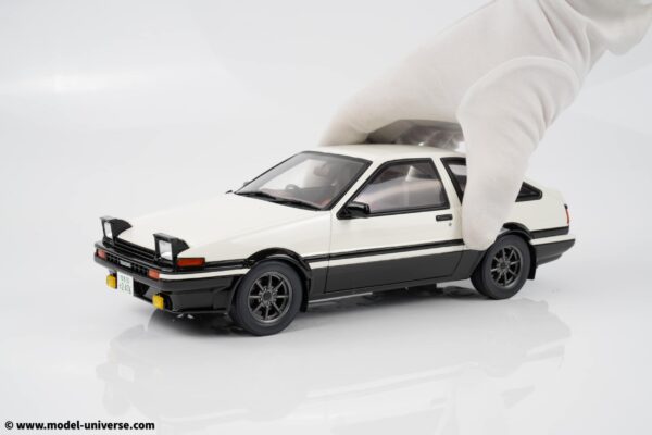 Otto Mobile 1:18 Toyota Sprinter Trueno AE86 White 1985 (OT444B) - Limited Edition Resin Model