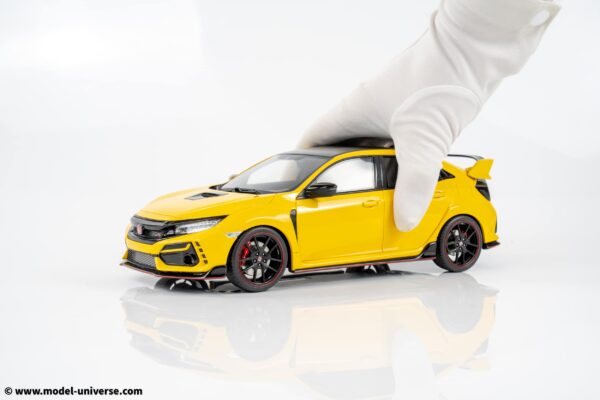 Otto Mobile - 1:18 Honda Civic Type R FK8 Euro Spec Sunlight Yellow 2020 - Limited Edition Resin Model 12 Otto Mobile - 1:18 Honda Civic Type R FK8 Euro Spec Sunlight Yellow 2020 - Limited Edition Resin Model