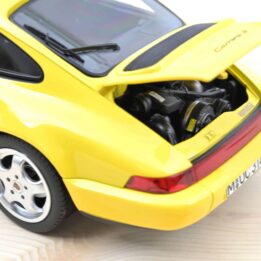 Norev - 1:18 Porsche 911 (964) Carrera 2 Yellow 1992